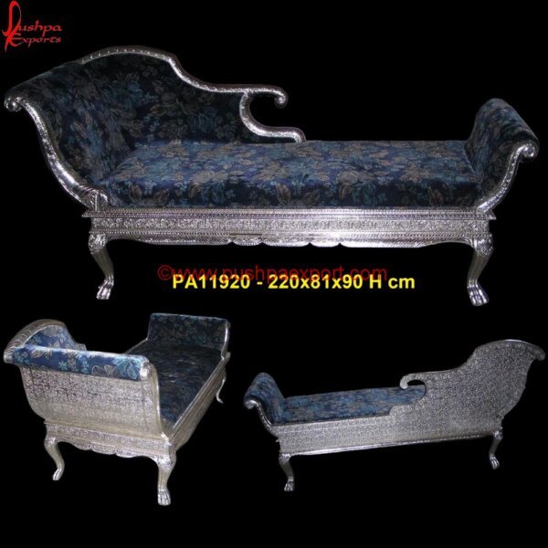 White Metal Daybed With Floral Carving PA11920 White Metal Chaise Lounge, White Metal Day Bed With Mattress, White Metal Daybed With Floral Finials, White Metal Full Size Daybed, White Metal Furniture Udaipur, White Metal Outdoor.jpg